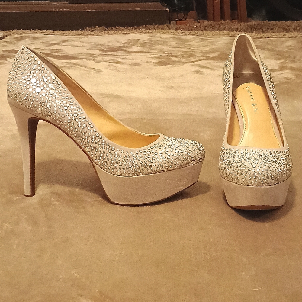 Size 7.5 Gianni Bini
